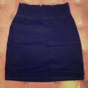 Denim skirt
